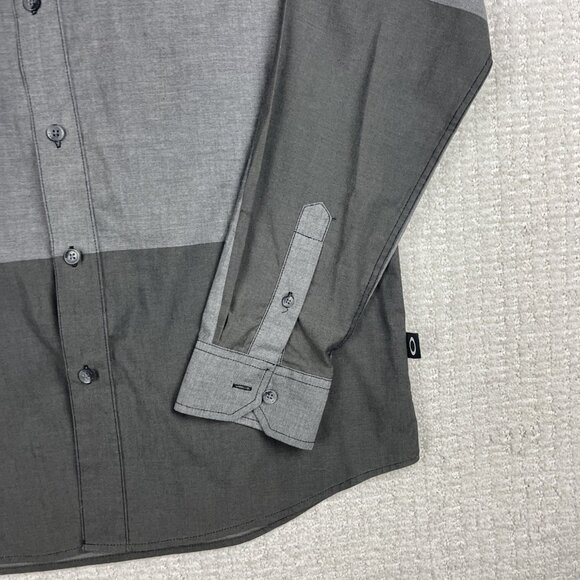 Oakley Shirt Gray Color Block Button down Long Sleeve Men Sz M Slim Fit - Picture 6 of 16